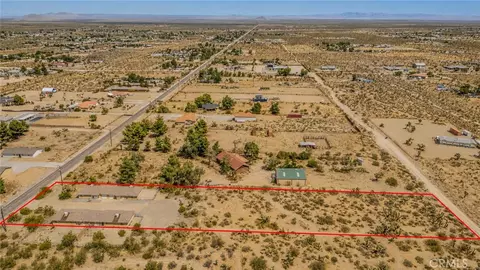View/Area - 11461 Oasis, Pinon Hills, CA 92372 photo 5 of 7