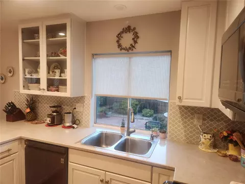 Kitchen - 6012 Matheson Dr, Riverside, CA 92507 photo 1 of 4
