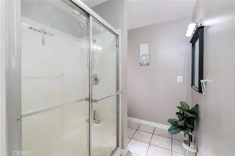 Bath - 32377 Avenue D, Yucaipa, CA 92399 photo 1 of 2