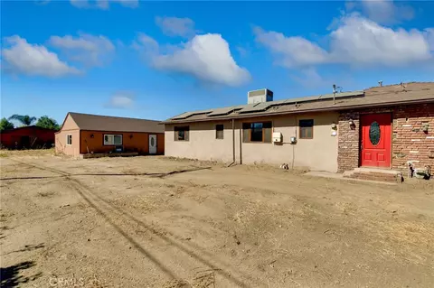 Exterior - 32377 Avenue D, Yucaipa, CA 92399 photo 2 of 9