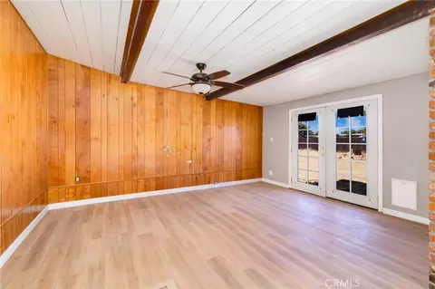 Living - 32377 Avenue D, Yucaipa, CA 92399 photo 4 of 5