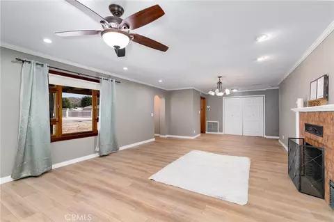 Living - 32377 Avenue D, Yucaipa, CA 92399 photo 3 of 5