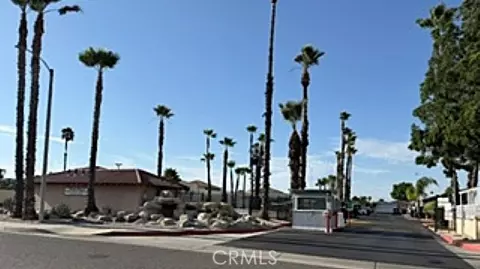 80 E Dawes St #133, Perris, CA 92571 photo 2