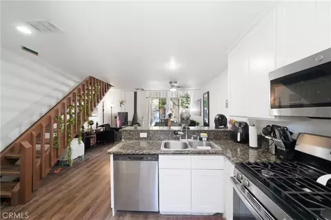 Entry Way - 4140 Workman Ml, Whittier, CA 90601 photo 1 of 3
