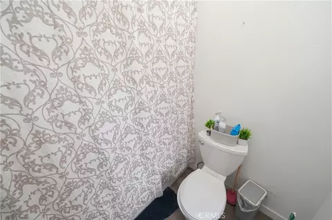 Bath - 4140 Workman Ml, Whittier, CA 90601 photo 2 of 2