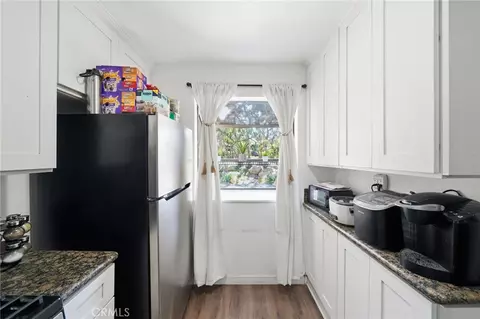 Kitchen - 4140 Workman Ml, Whittier, CA 90601 photo 2 of 5