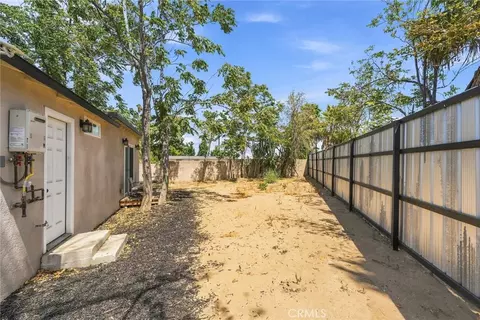 Exterior - 434 Highland, Riverside, CA 92507 photo 4 of 6