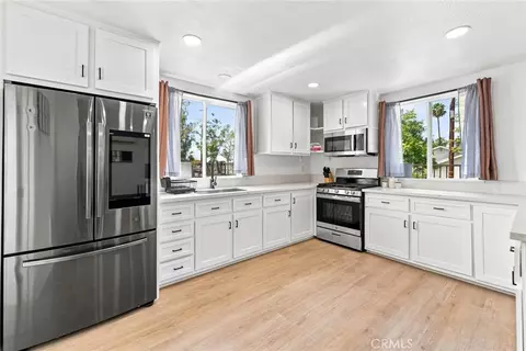 Kitchen - 434 Highland, Riverside, CA 92507 photo 4 of 7