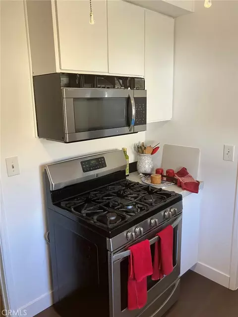 Kitchen - 532 E Rosewood Ct, Ontario, CA 91764 photo 3 of 3