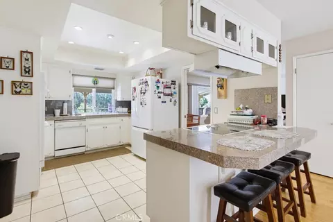 Kitchen - 1691 Roble Grande Rd, Alpine, CA 91901 photo 2 of 6