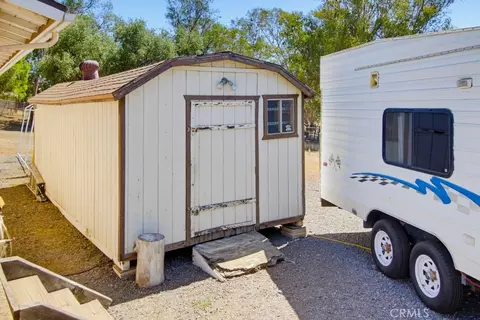 Exterior - 1691 Roble Grande Rd, Alpine, CA 91901 photo 18 of 20