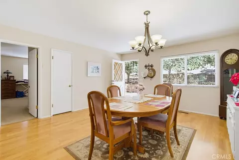 Dining - 1691 Roble Grande Rd, Alpine, CA 91901 photo 2 of 4
