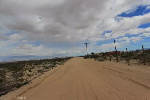 0 Mallow, Landers, CA 92285 photo 3