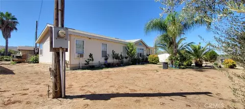 20185 Souder St, Perris, CA 92570 photo 2
