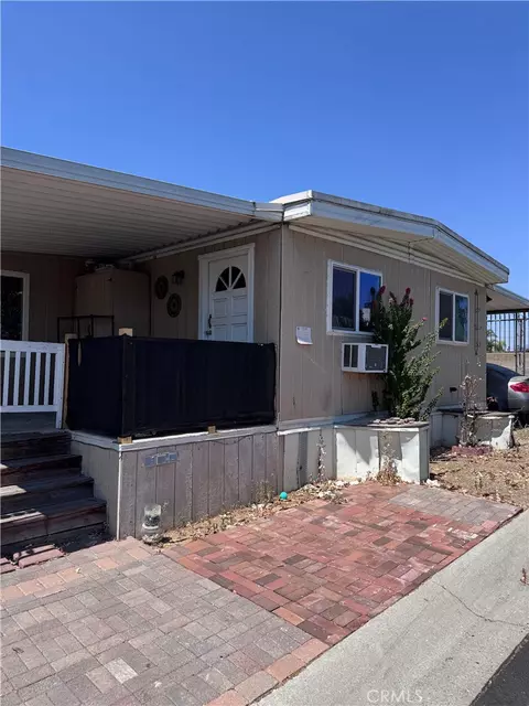 1025 Riverside #54, Rialto, CA 92376