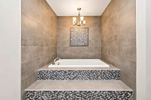 Bath - 7455 Jola, Riverside, CA 92506 photo 5 of 8
