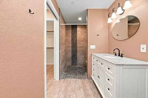 Bath - 7455 Jola, Riverside, CA 92506 photo 8 of 8