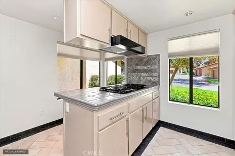 Kitchen - 440 Elsmere Dr, Riverside, CA 92506 photo 6 of 6