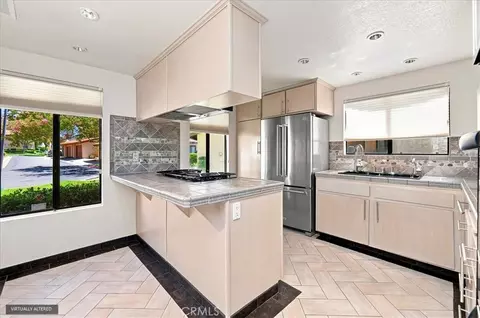 Kitchen - 440 Elsmere Dr, Riverside, CA 92506 photo 1 of 6