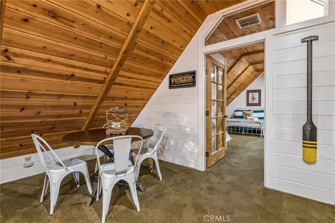 Dining - 371 Maple Dr, Lake Arrowhead, CA 92352 photo 4 of 4