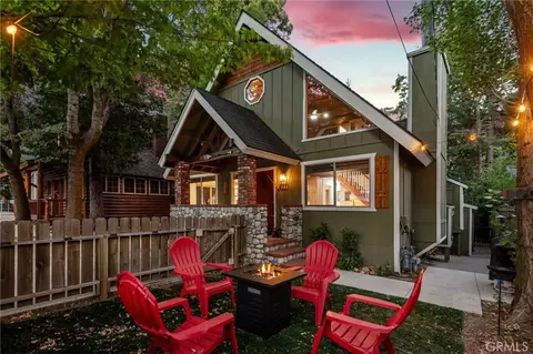 Exterior - 371 Maple Dr, Lake Arrowhead, CA 92352 photo 3 of 7