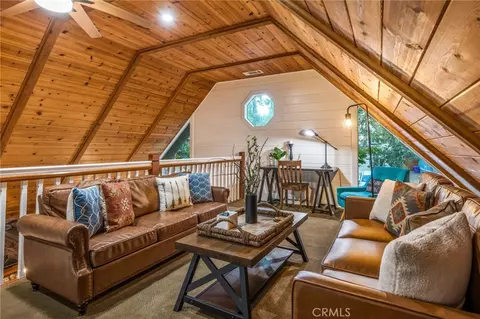 Living - 371 Maple Dr, Lake Arrowhead, CA 92352 photo 5 of 6