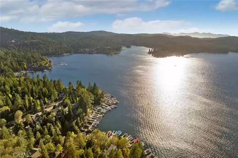 View/Area - 371 Maple Dr, Lake Arrowhead, CA 92352 photo 3 of 3
