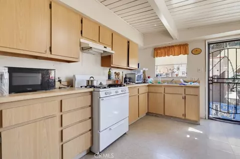 Kitchen - 714 W Nevada, Ontario, CA 91762 photo 3 of 4