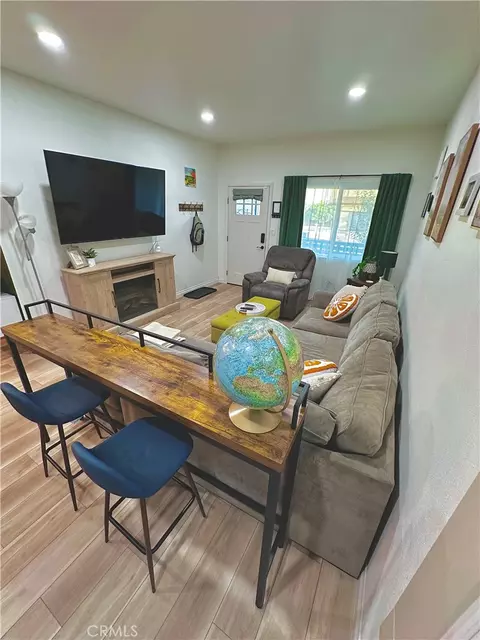 Living - 217 E Stuart, Redlands, CA 92374 photo 2 of 2