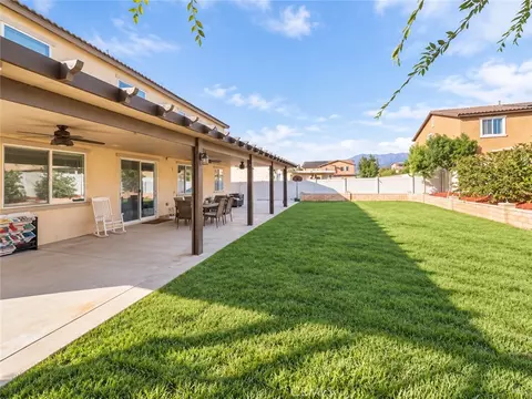 Exterior - 14110 Bosana Ln, Beaumont, CA 92223 photo 7 of 10