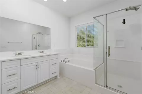 Bath - 11612 Alton Dr, Corona, CA 92883 photo 1 of 2