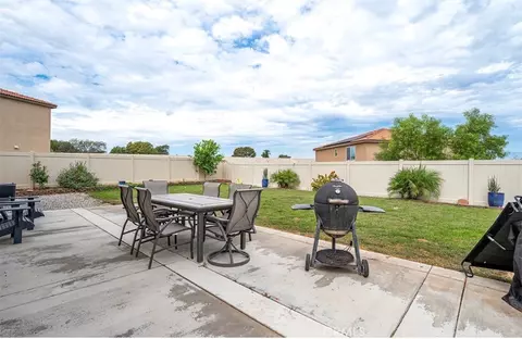 Exterior - 9689 Scioscia St, Riverside, CA 92503 photo 6 of 10