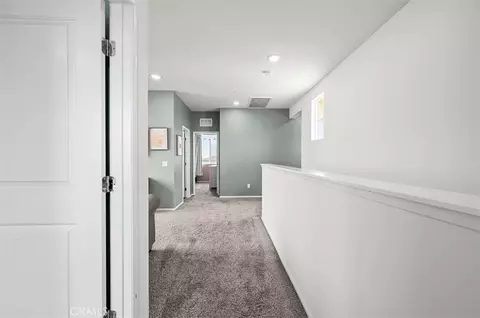 Entry Way - 9689 Scioscia St, Riverside, CA 92503 photo 5 of 10