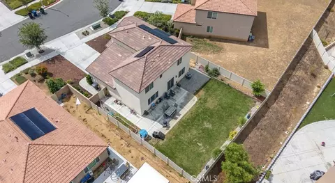 View/Area - 9689 Scioscia St, Riverside, CA 92503 photo 4 of 6