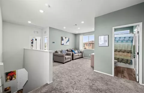 Entry Way - 9689 Scioscia St, Riverside, CA 92503 photo 7 of 10