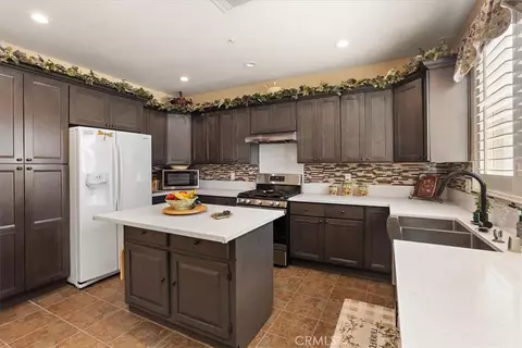 Kitchen - 15727 Virginia, Fontana, CA 92336 photo 4 of 6