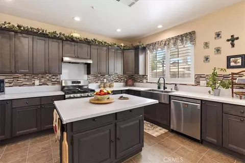 Kitchen - 15727 Virginia, Fontana, CA 92336 photo 2 of 6