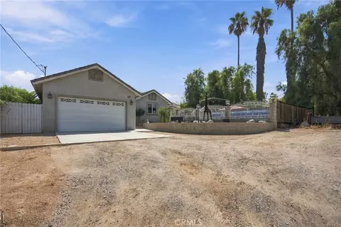 Other - 19910 Heavern Ct, Perris, CA 92570 photo 1 of 9