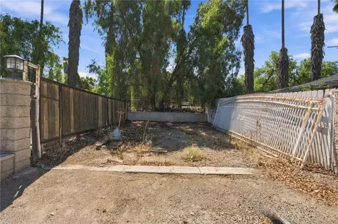 Exterior - 19910 Heavern Ct, Perris, CA 92570 photo 15 of 15