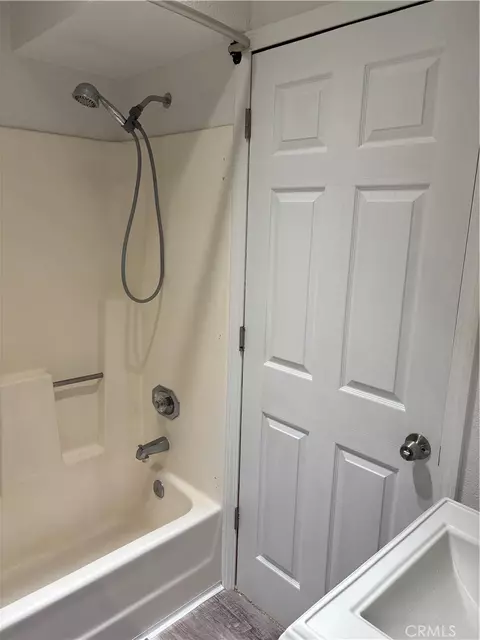 Bath - 24812 Lake Gregory, Crestline, CA 92325 photo 1 of 5