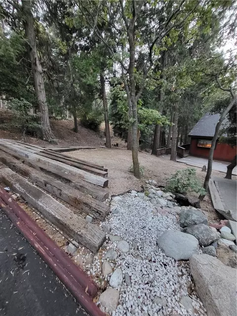 Exterior - 24812 Lake Gregory, Crestline, CA 92325 photo 14 of 16
