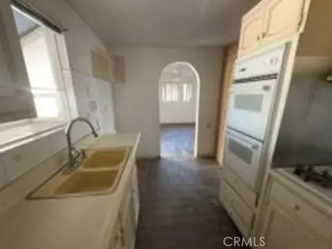 Entry Way - 634 W Holt Ave, El Centro, CA 92243 photo 1 of 2