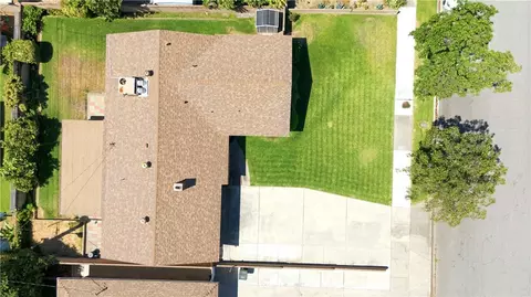 View/Area - 1359 W Granada Ct, Ontario, CA 91762 photo 2 of 9