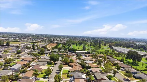 View/Area - 1359 W Granada Ct, Ontario, CA 91762 photo 6 of 9