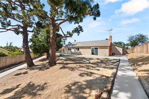 Exterior - 10021 Diamond Head, Riverside, CA 92503 photo 6 of 9