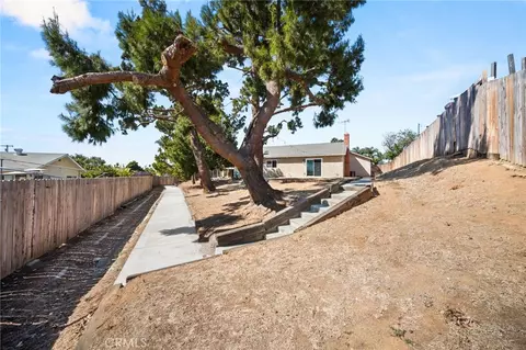 Exterior - 10021 Diamond Head, Riverside, CA 92503 photo 7 of 9
