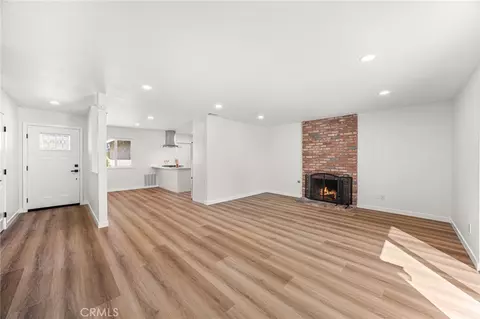 Living - 10021 Diamond Head, Riverside, CA 92503 photo 2 of 2