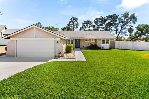 Exterior - 10021 Diamond Head, Riverside, CA 92503 photo 2 of 9