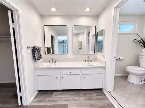 Bath - 6257 Danbrook, Riverside, CA 92506 photo 4 of 8