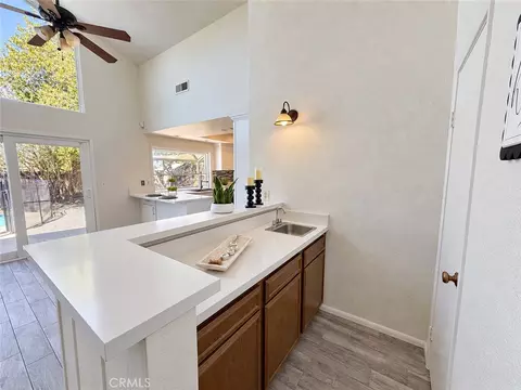 Kitchen - 6257 Danbrook, Riverside, CA 92506 photo 6 of 6